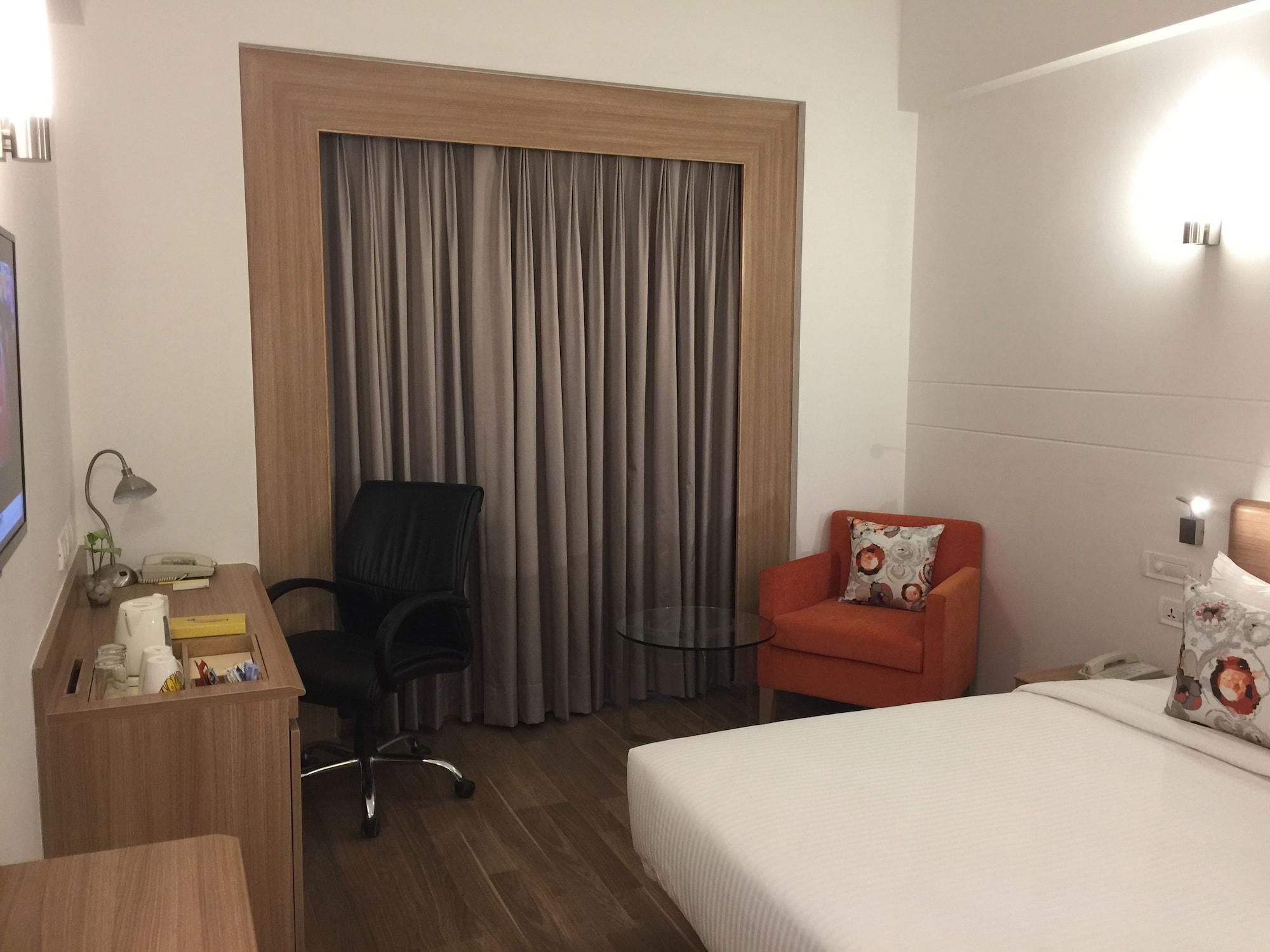 Lemon Tree Hotel, Sector 60, Gurugram Gurgaon Ngoại thất bức ảnh